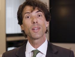 Investir dans des actifs et des entreprises dont nous sommes dépendants au quotidien...