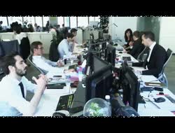 2 minutes au cœur d'une équipe de gestion performante...