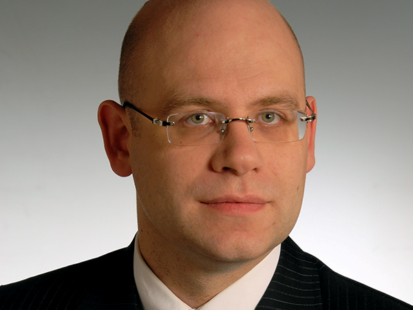 Des biais sectoriels et géographiques tirent cette classe d'actifs vers le bas...