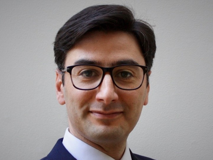 Comment cette société sélectionne et met à disposition le non coté instit ?